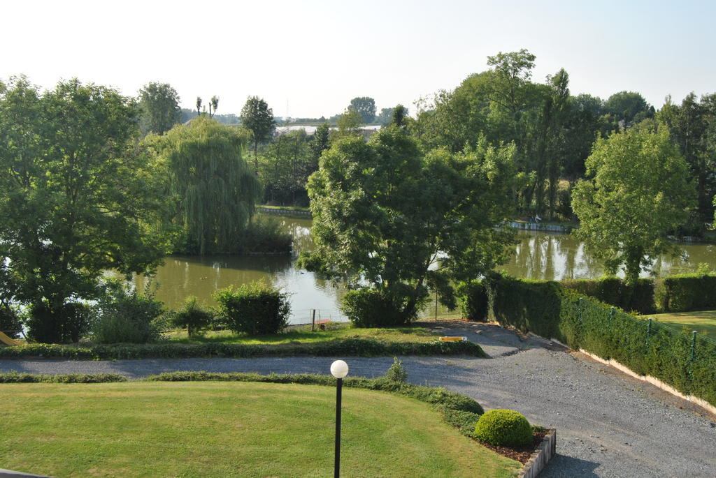 Greenpark Hotel Sint-Pieters-Leeuw Exterior photo